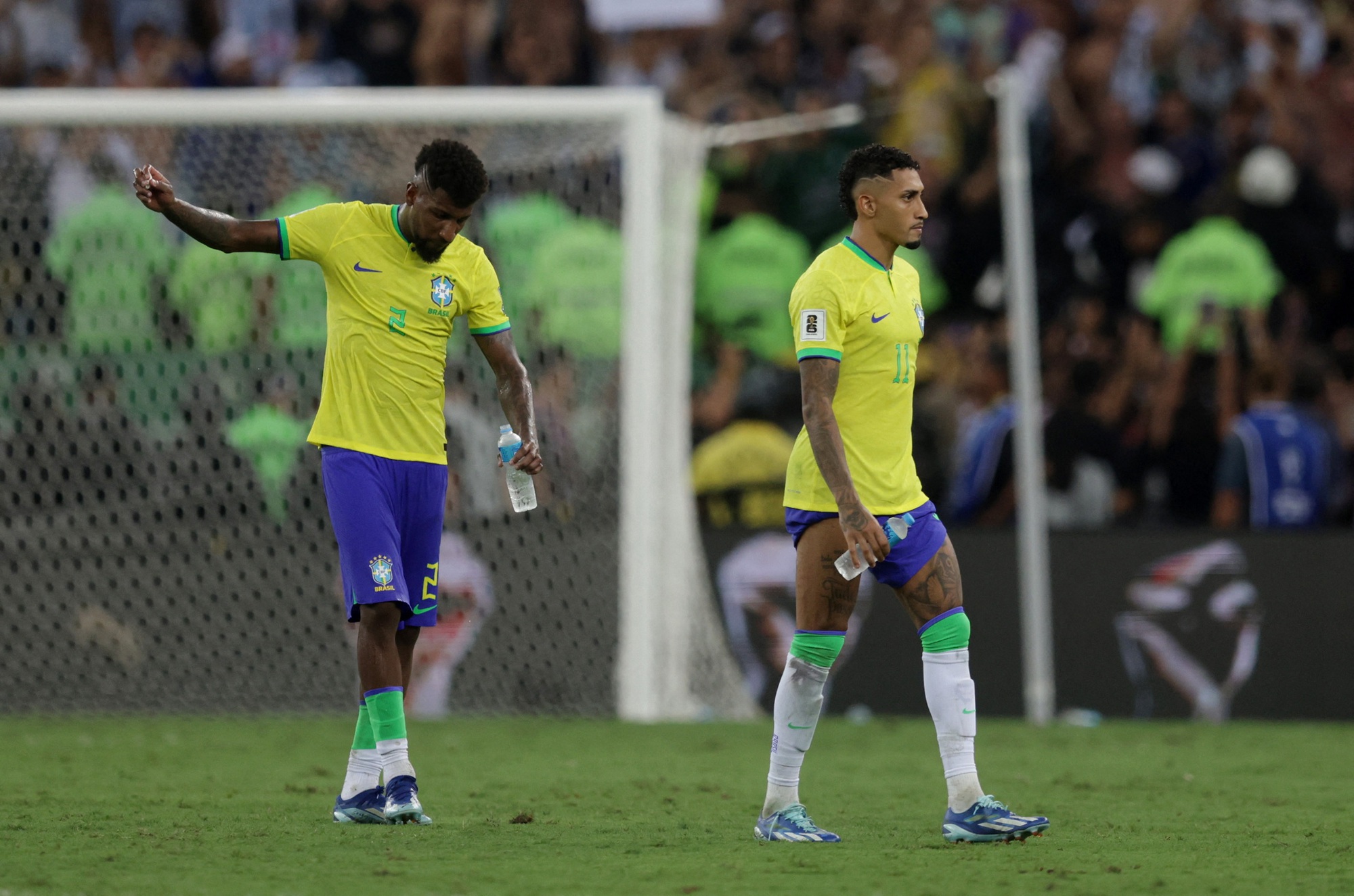 Lập kỷ lục buồn, Brazil đối mặt &aacute;n phạt sau trận thua bạo lực trước Argentina - Ảnh 3.