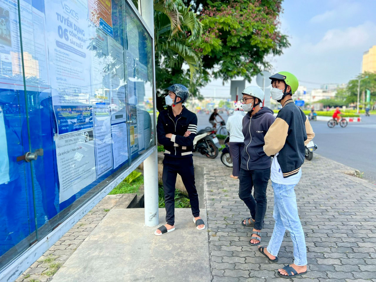 Rục rịch tuyển lao động cuối năm