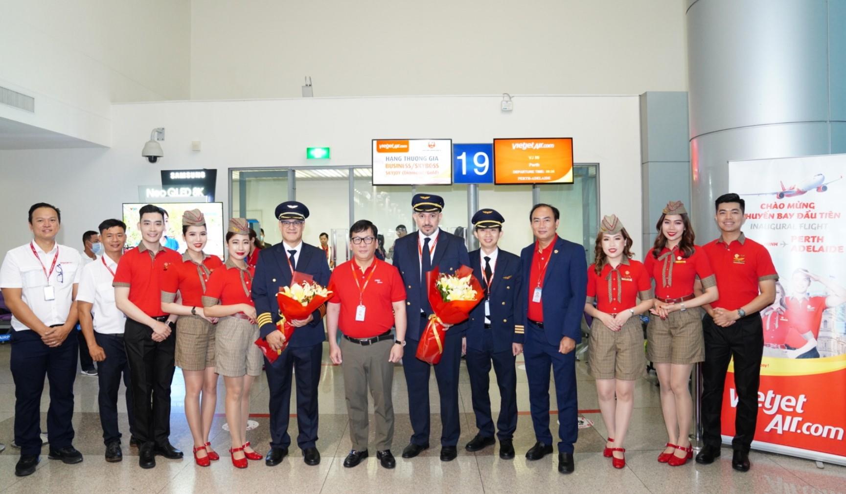 Vietjet mở đường bay đến Perth, Adelaide - Ảnh 3.