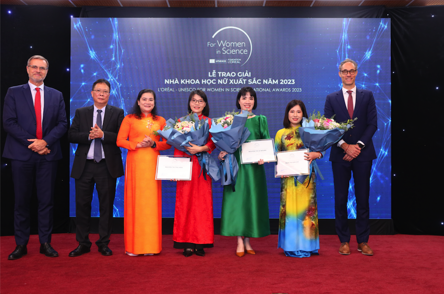 Vinh danh 3 nh&agrave; khoa học nữ Việt Nam - Ảnh 1.