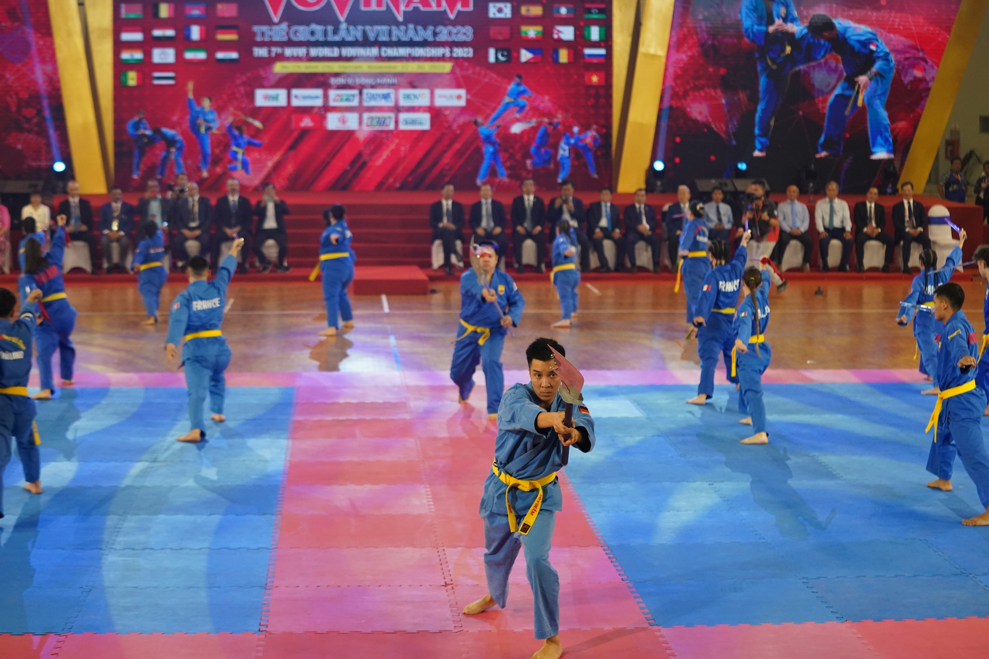 CLIP: Những màn biểu diễn ấn tượng trong lễ khai mạc Giải Vovinam thế giới lần 7-2023 - Ảnh 6.