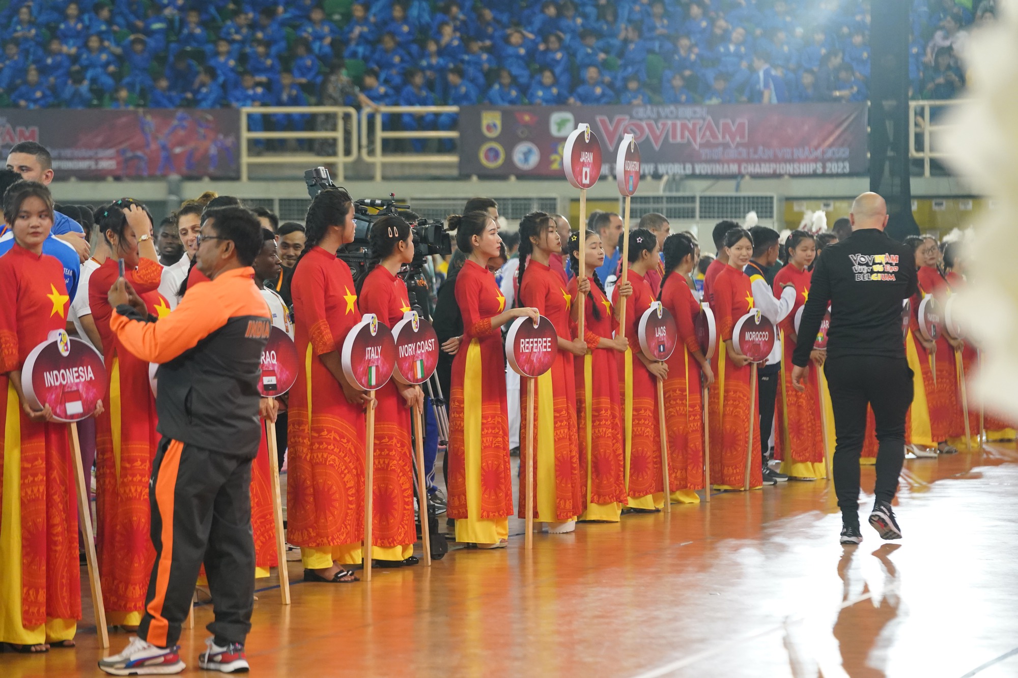 CLIP: Những màn biểu diễn ấn tượng trong lễ khai mạc Giải Vovinam thế giới lần 7-2023 - Ảnh 1.