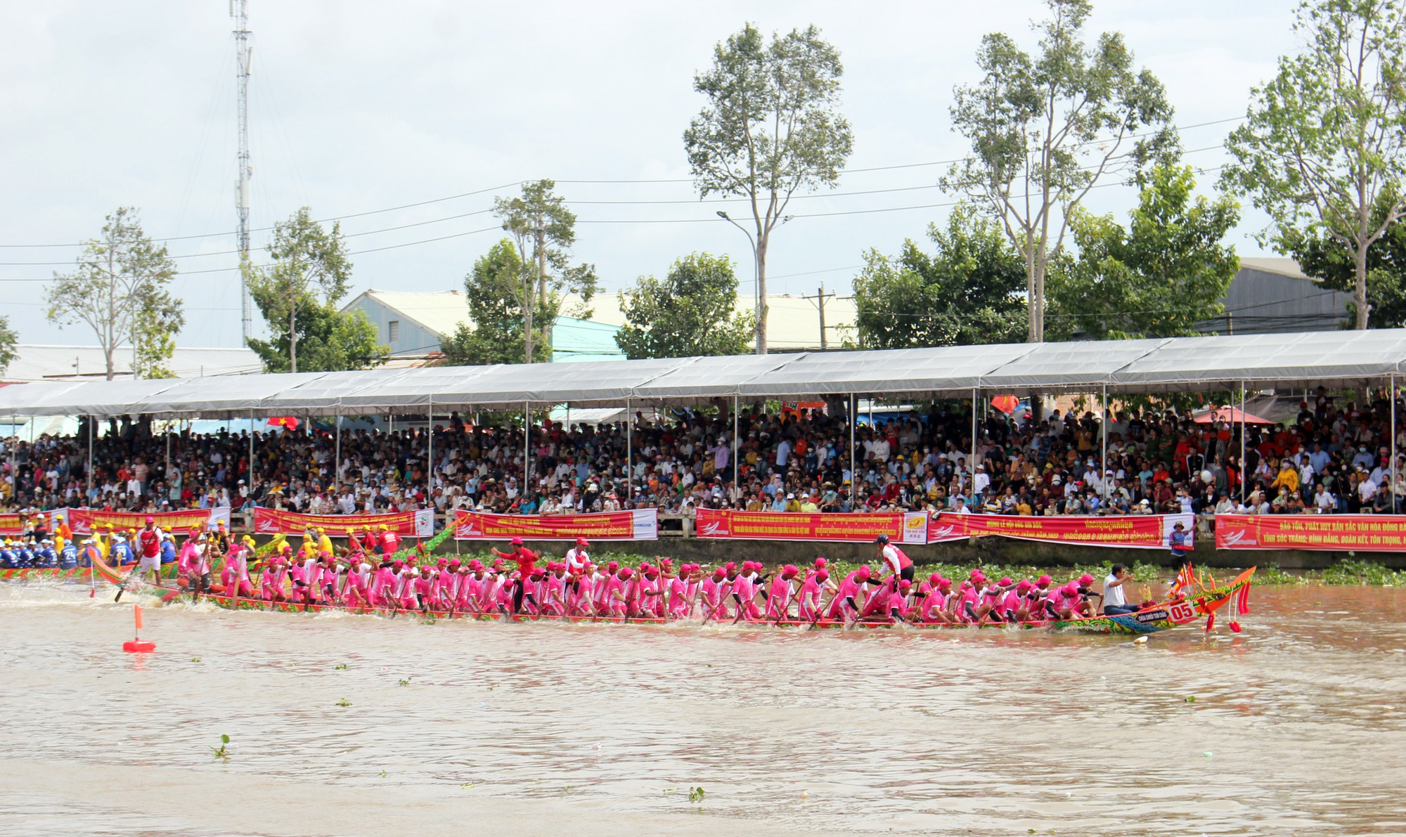 Hấp dẫn giải thể thao đặc biệt của đồng b&agrave;o Khmer ở S&oacute;c Trăng - Ảnh 18.