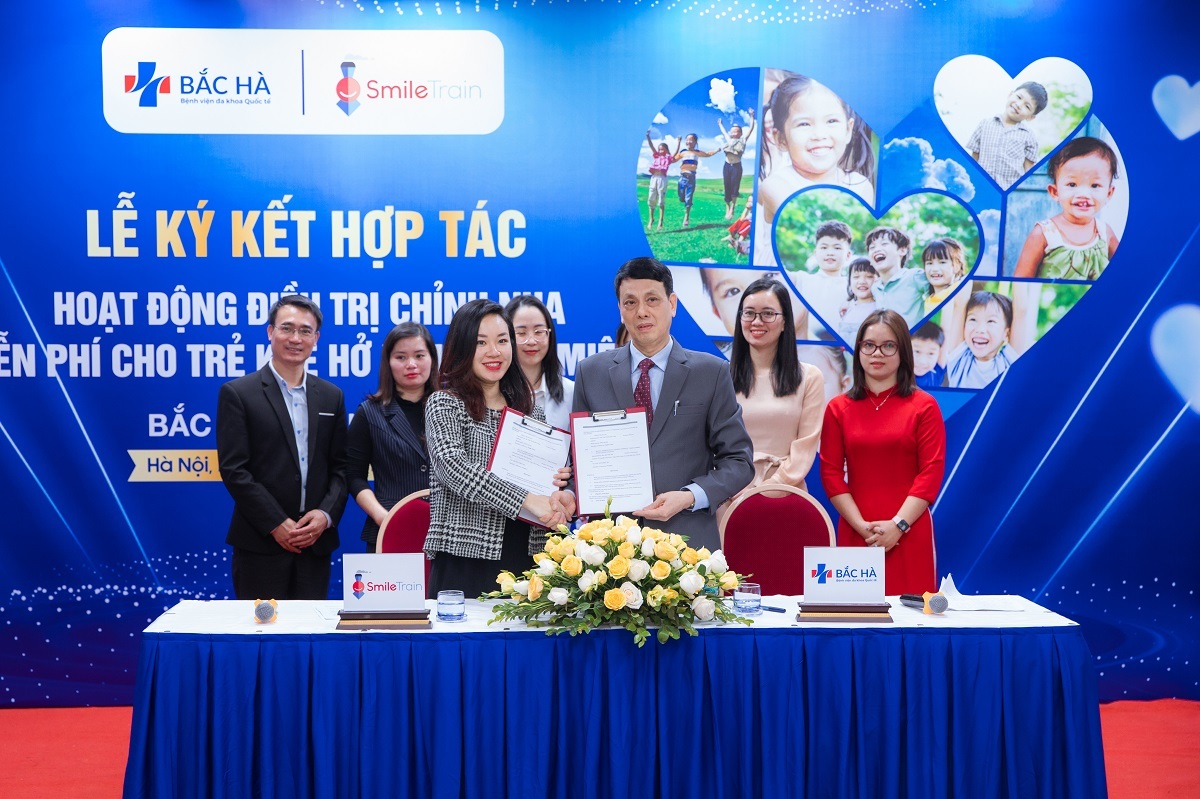 Trẻ dị tật khe hở môi, vòm miệng được chỉnh nha miễn phí - Ảnh 1.