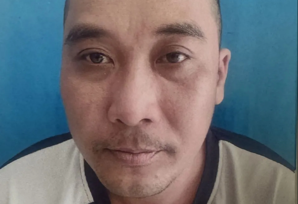 Nam thanh niên hùng hổ tát vào mặt CSGT