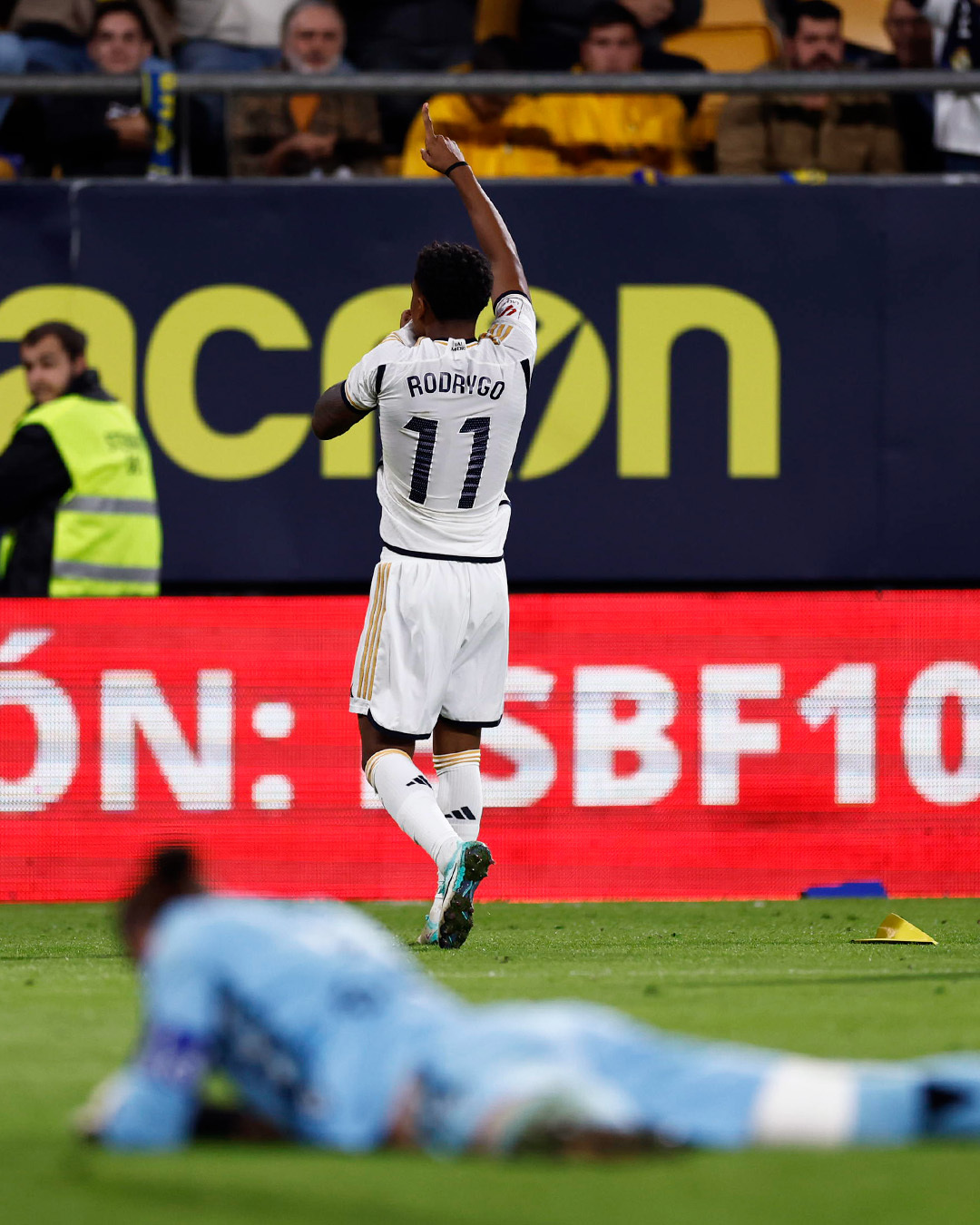 Real Madrid đại thắng trong ngày Bellingham ghi bàn thắng lịch sử