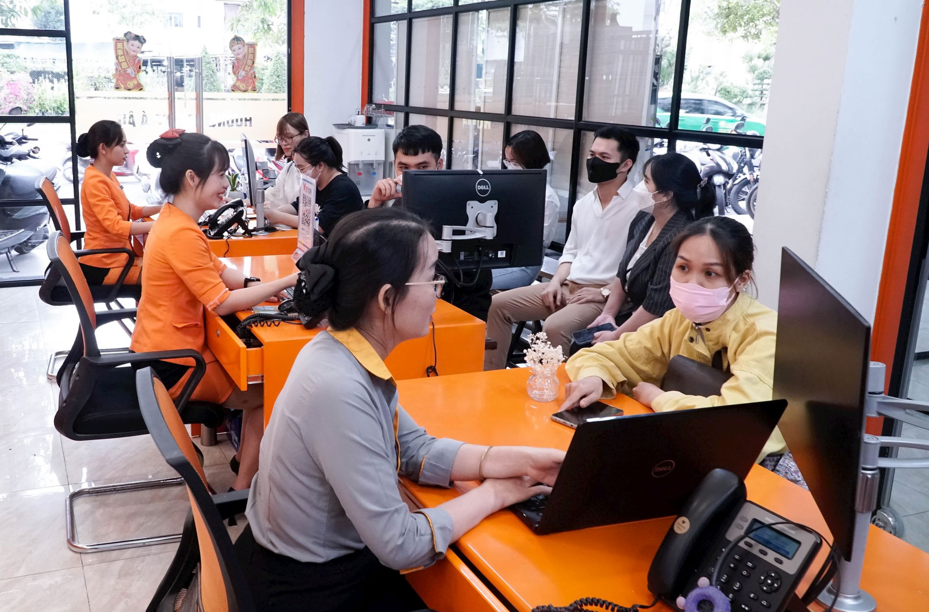 Giăng bẫy mời ch&agrave;o xuất khẩu lao động tr&ecirc;n mạng- Ảnh 2.