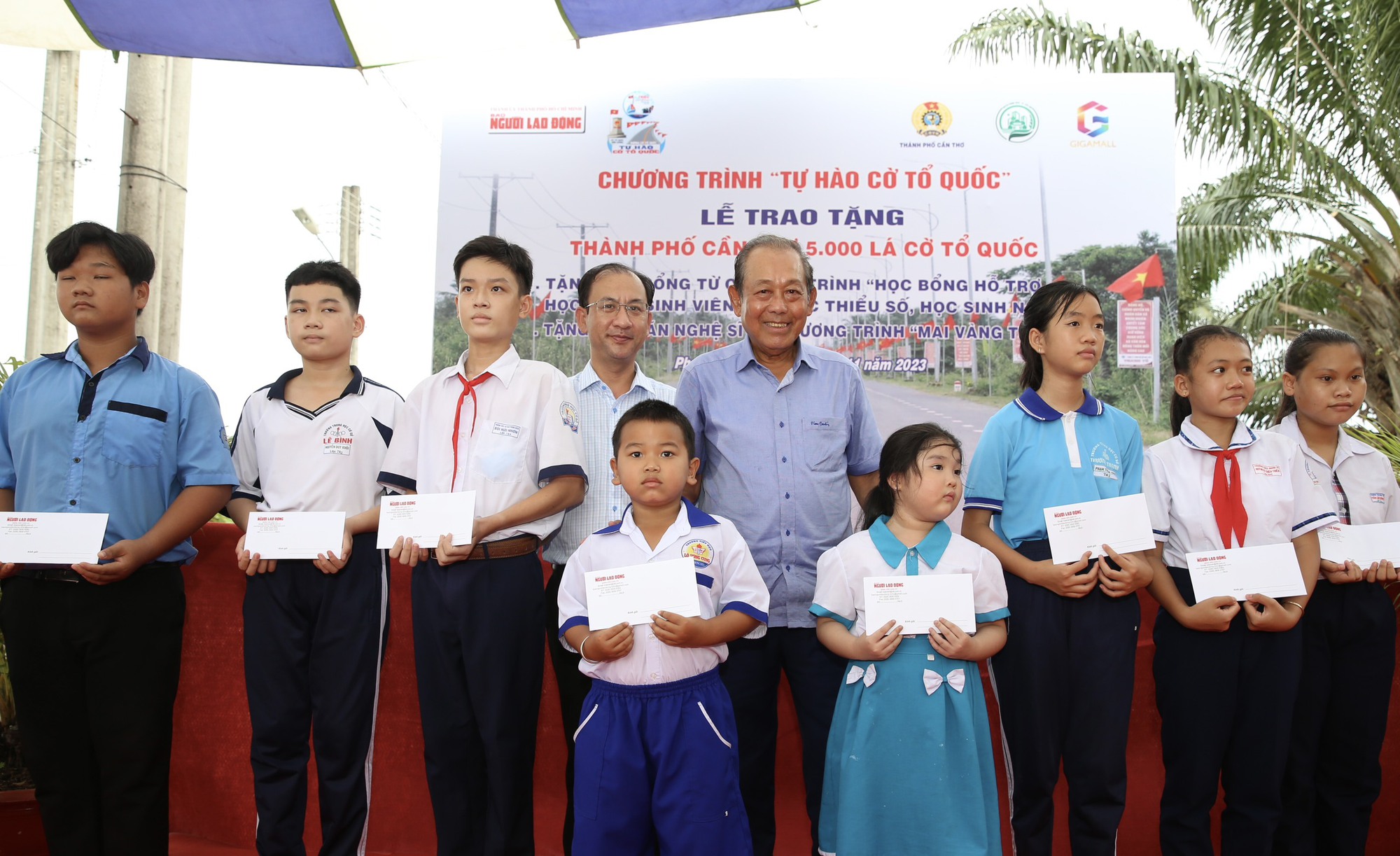 Nhiều chương trình ý nghĩa của Báo Người Lao Động lần thứ 2 đến với TP Cần Thơ - Ảnh 24.
