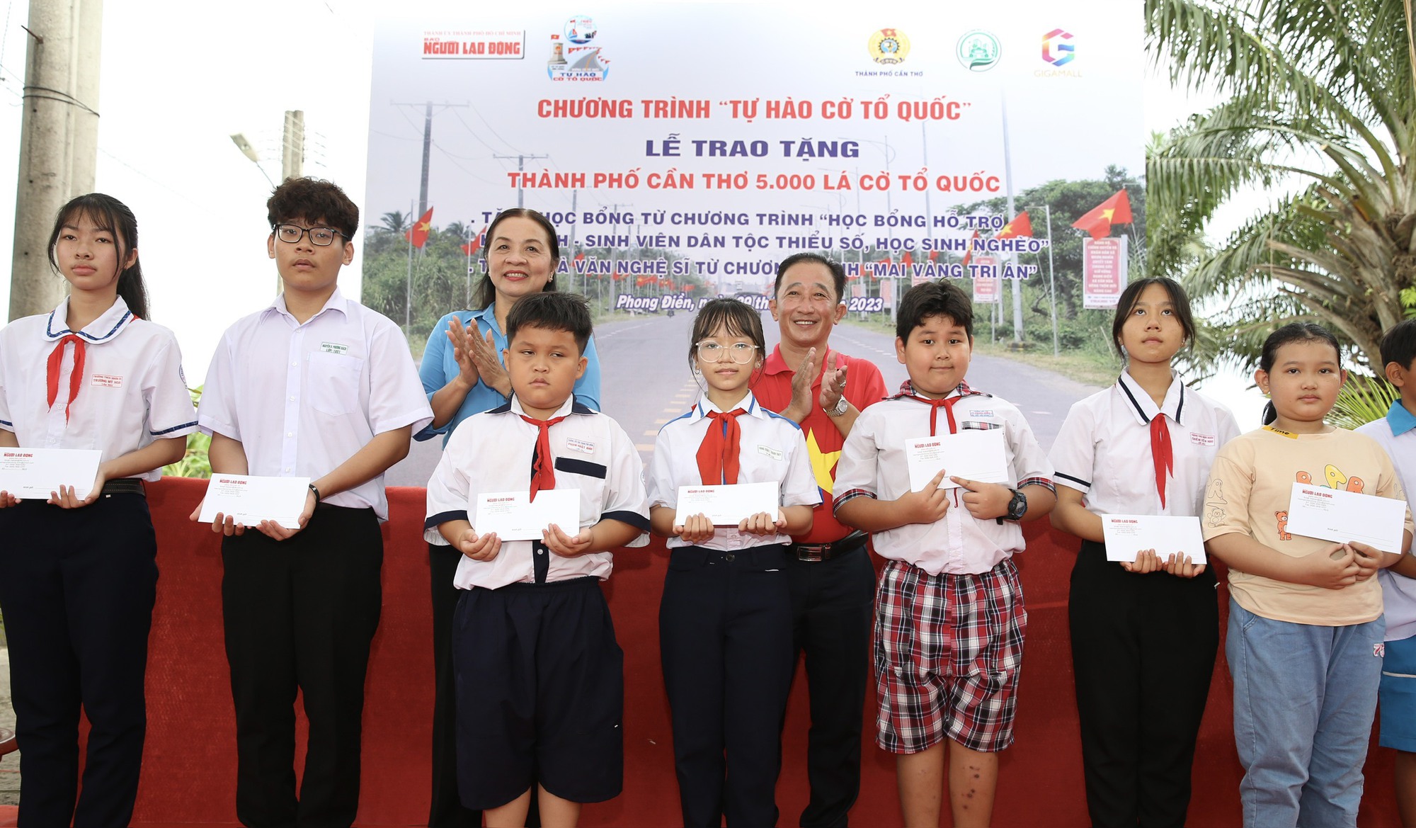 Nhiều chương trình ý nghĩa của Báo Người Lao Động lần thứ 2 đến với TP Cần Thơ - Ảnh 23.