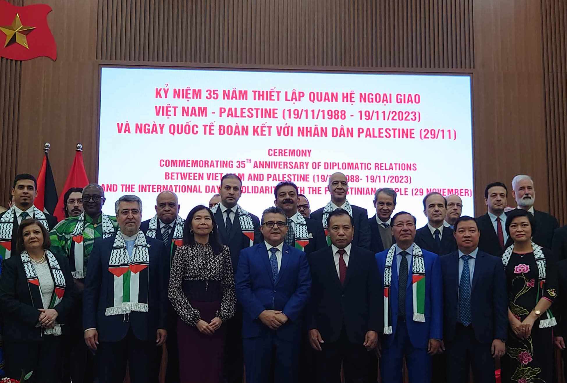 Video: Kỷ niệm Ngày quốc tế đoàn kết với nhân dân Palestine tại Hà Nội - Ảnh 1.