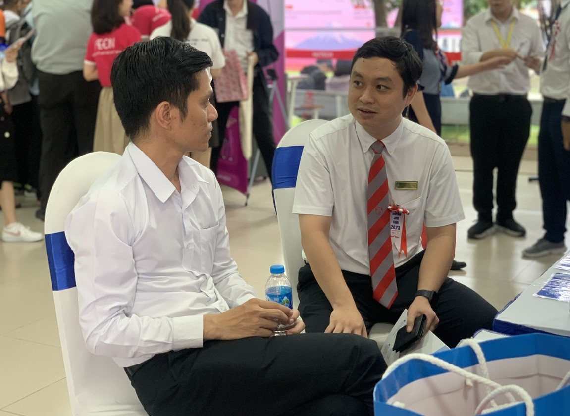 Thận trọng khi "nhảy việc" cuối năm