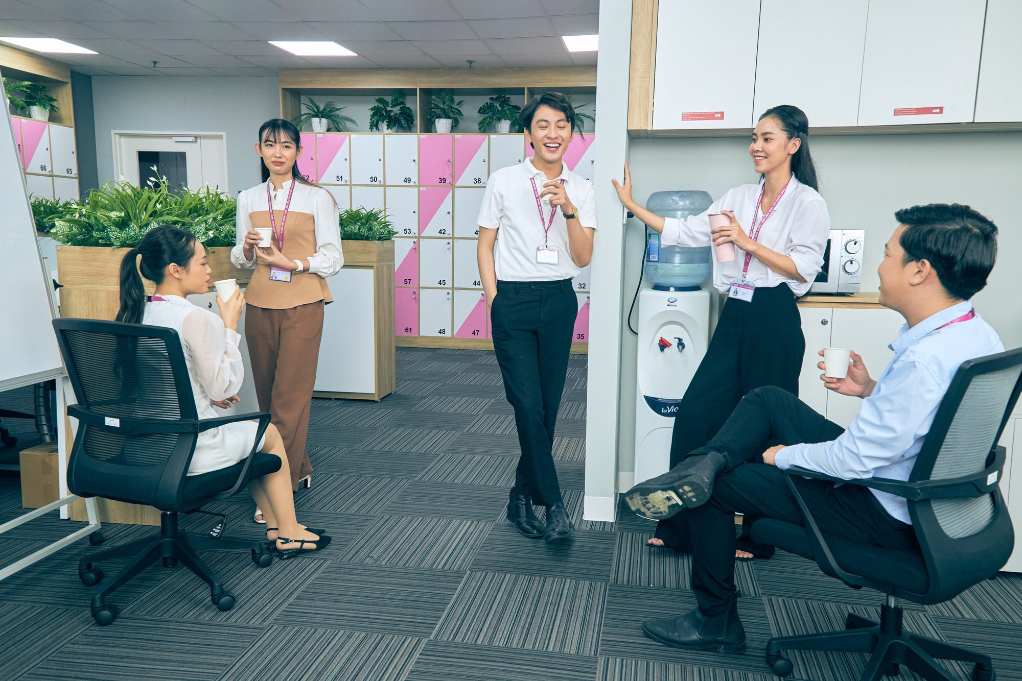 Ch&igrave;a kho&aacute; gi&uacute;p AEON Việt Nam dẫn đầu Nơi l&agrave;m việc tốt nhất Việt Nam ng&agrave;nh b&aacute;n lẻ - Ảnh 2.