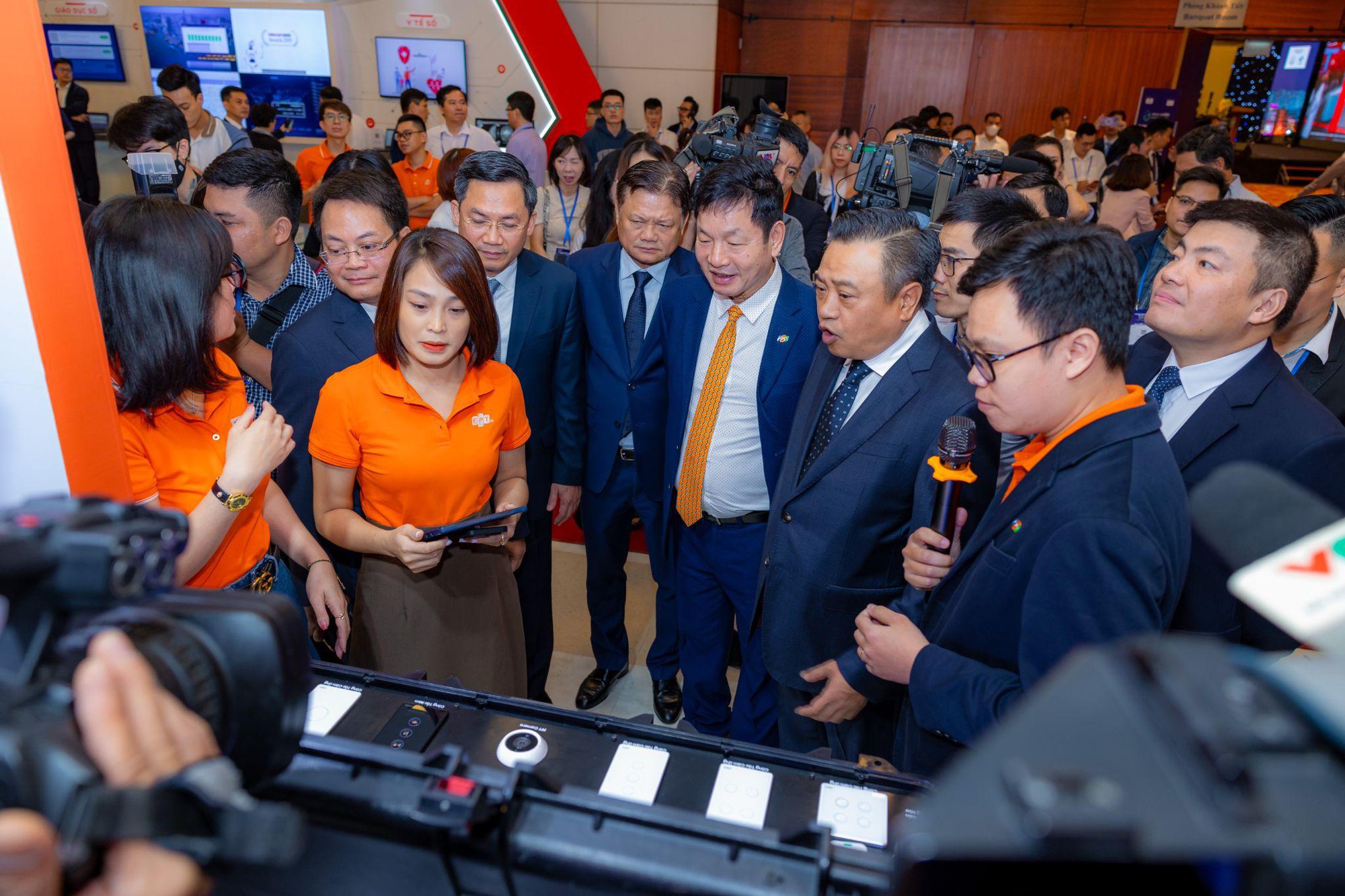 FPT giới thiệu hệ sinh th&aacute;i x&acirc;y dựng đ&ocirc; thị th&ocirc;ng minh dựa tr&ecirc;n tr&ecirc;n nền tảng dữ liệu - Ảnh 1.