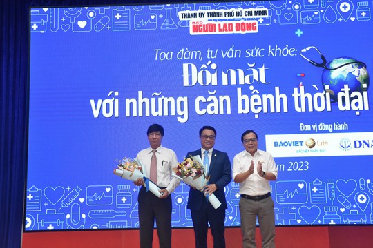 “Bệnh thời đại” ngày càng nhiều ở người trẻ - Ảnh 2.