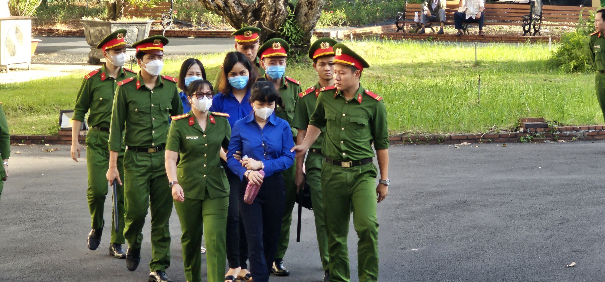 Cựu Giám đốc Bệnh viện TP Thủ Đức đổ lỗi, đùn đẩy trách nhiệm