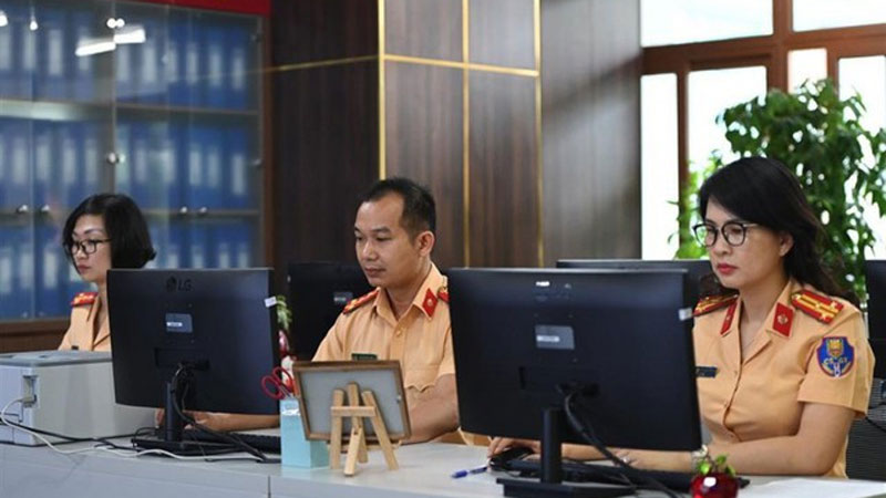 Người trúng đấu giá biển số xe "siêu đẹp" 51K-888.88 đã nộp tiền
