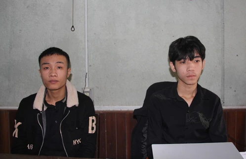 Chân dung 2 kẻ đánh đập nam thanh niên để cướp tiền