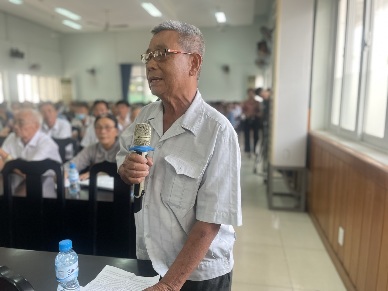 Cử tri kiến nghị xóa quy hoạch treo, đường dự phóng - Ảnh 1.