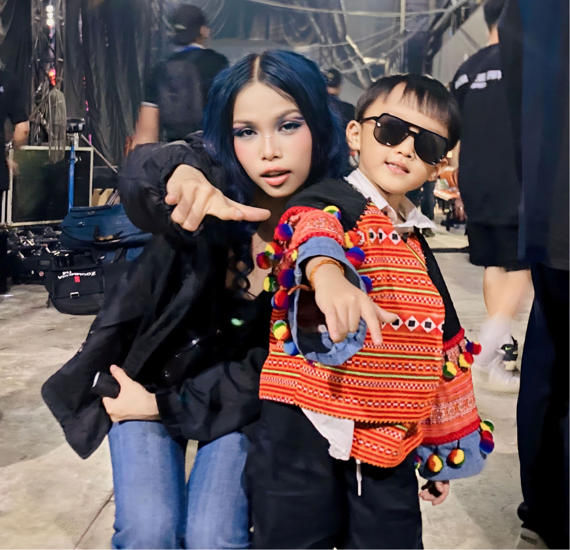 Hiện tượng Gucci Hồng c&oacute; g&igrave; m&agrave; b&ugrave;ng nổ mạng x&atilde; hội? - Ảnh 4.