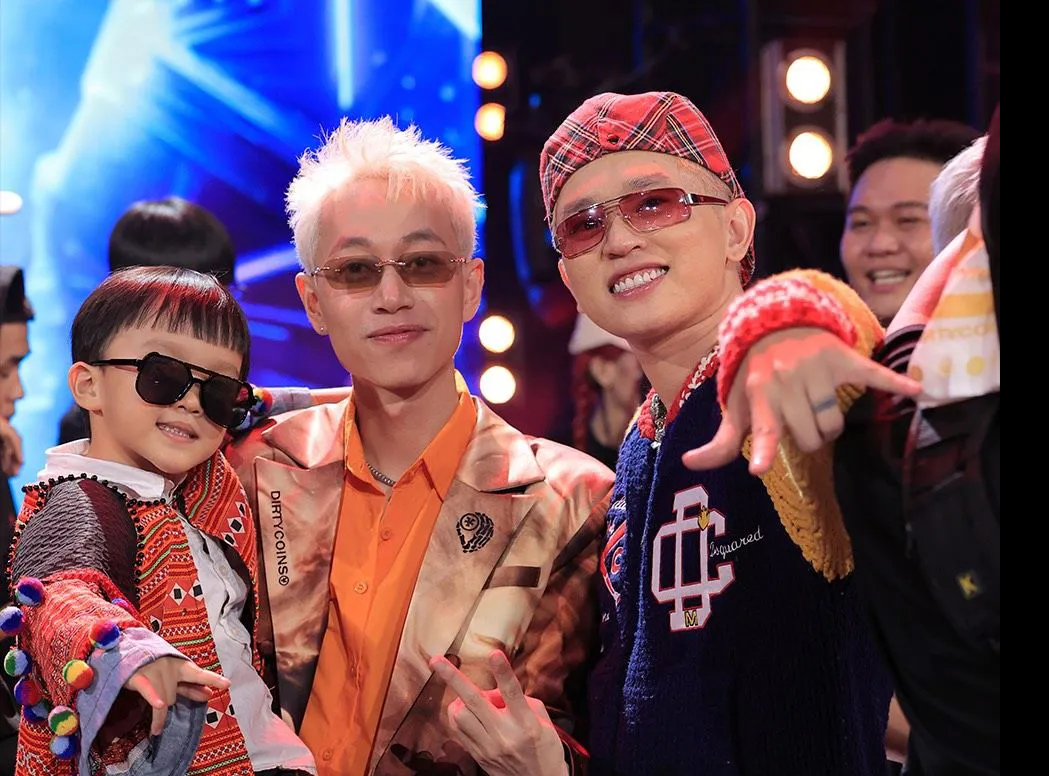 Hiện tượng "Gucci Hồng" có gì mà bùng nổ mạng xã hội?