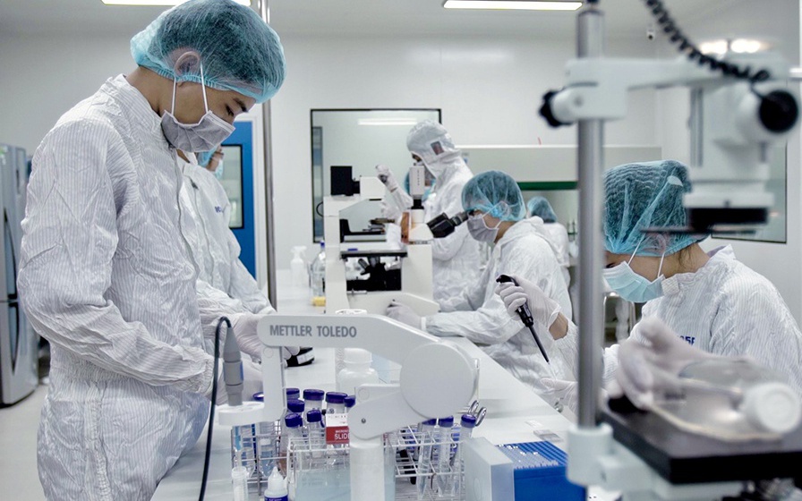 Việt Nam sẽ tiếp nhận công nghệ sản xuất vắc-xin mRNA từ WHO