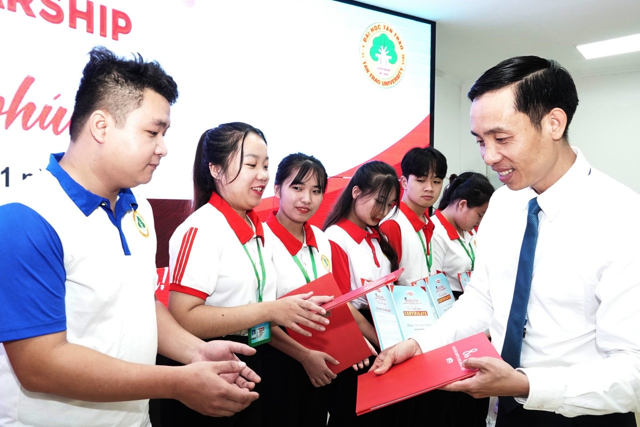 Acecook Happy Scholarship - Hành trình trao hạnh phúc đến hàng ngàn sinh viên - Ảnh 4.
