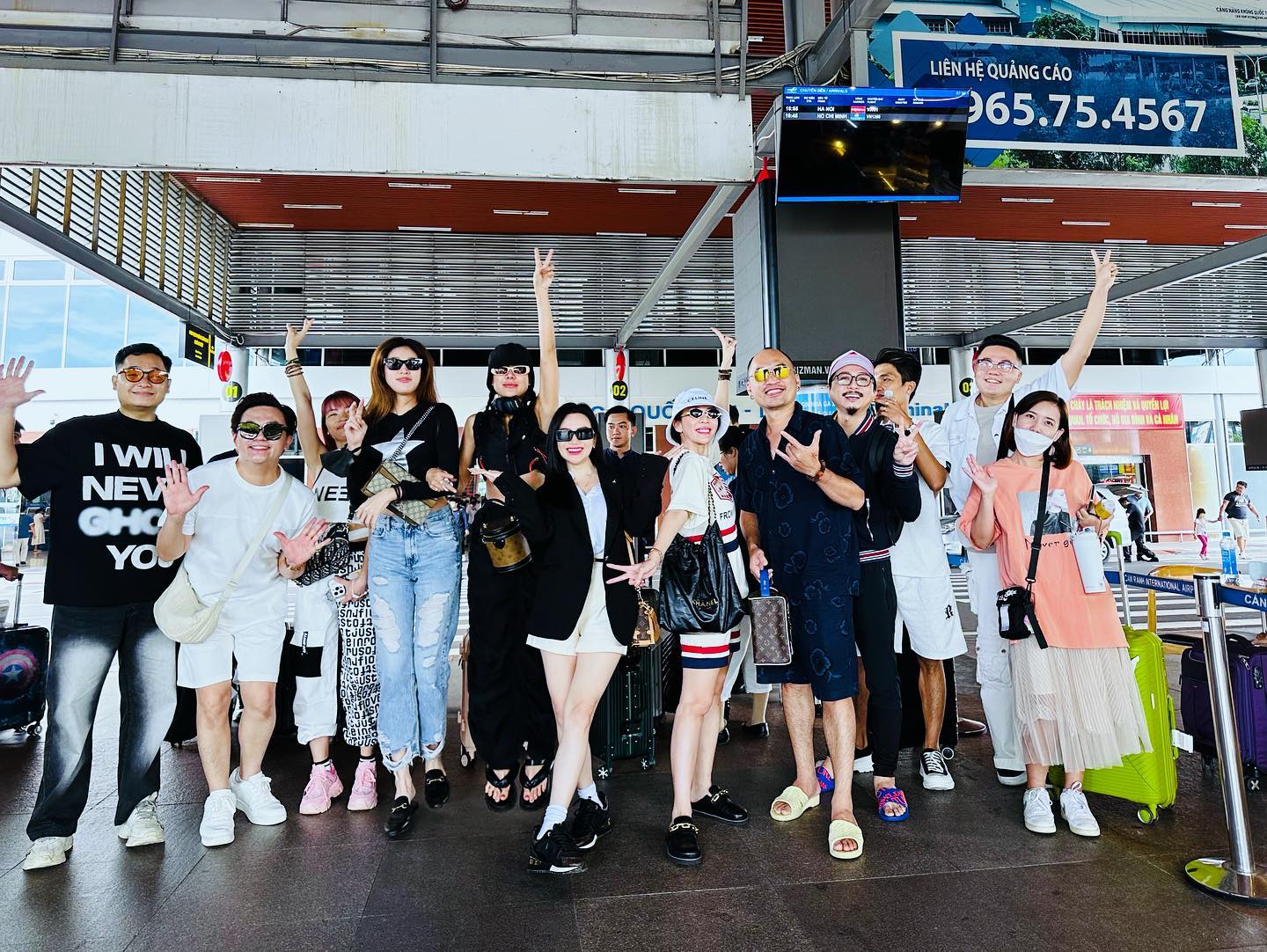 Showbiz Việt trẩy hội ăn cưới Puka - Gin Tuấn Kiệt - Ảnh 2.