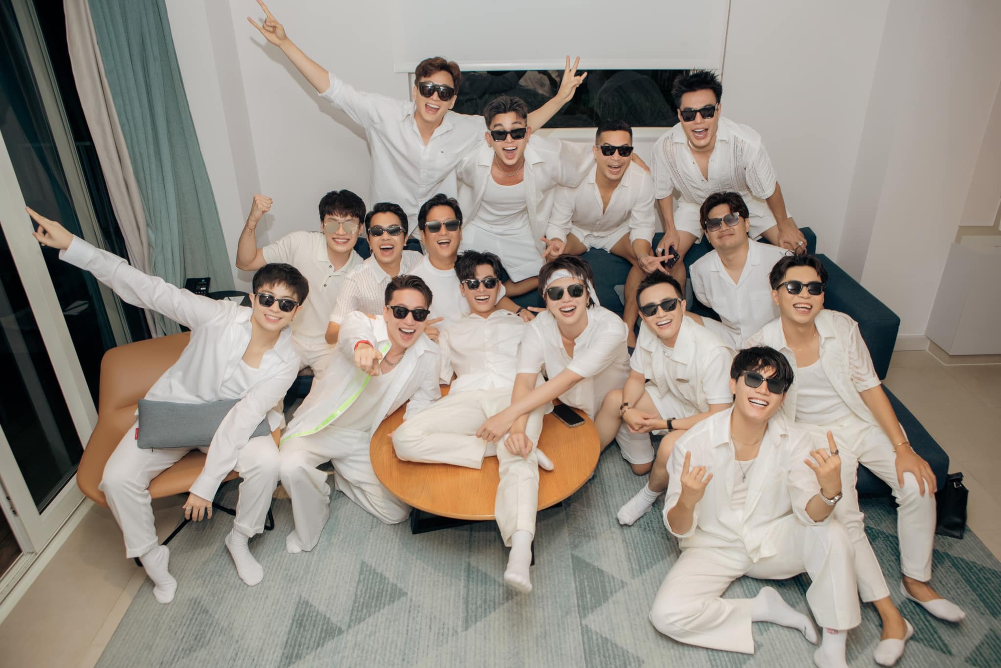 Showbiz Việt trẩy hội ăn cưới Puka - Gin Tuấn Kiệt - Ảnh 26.