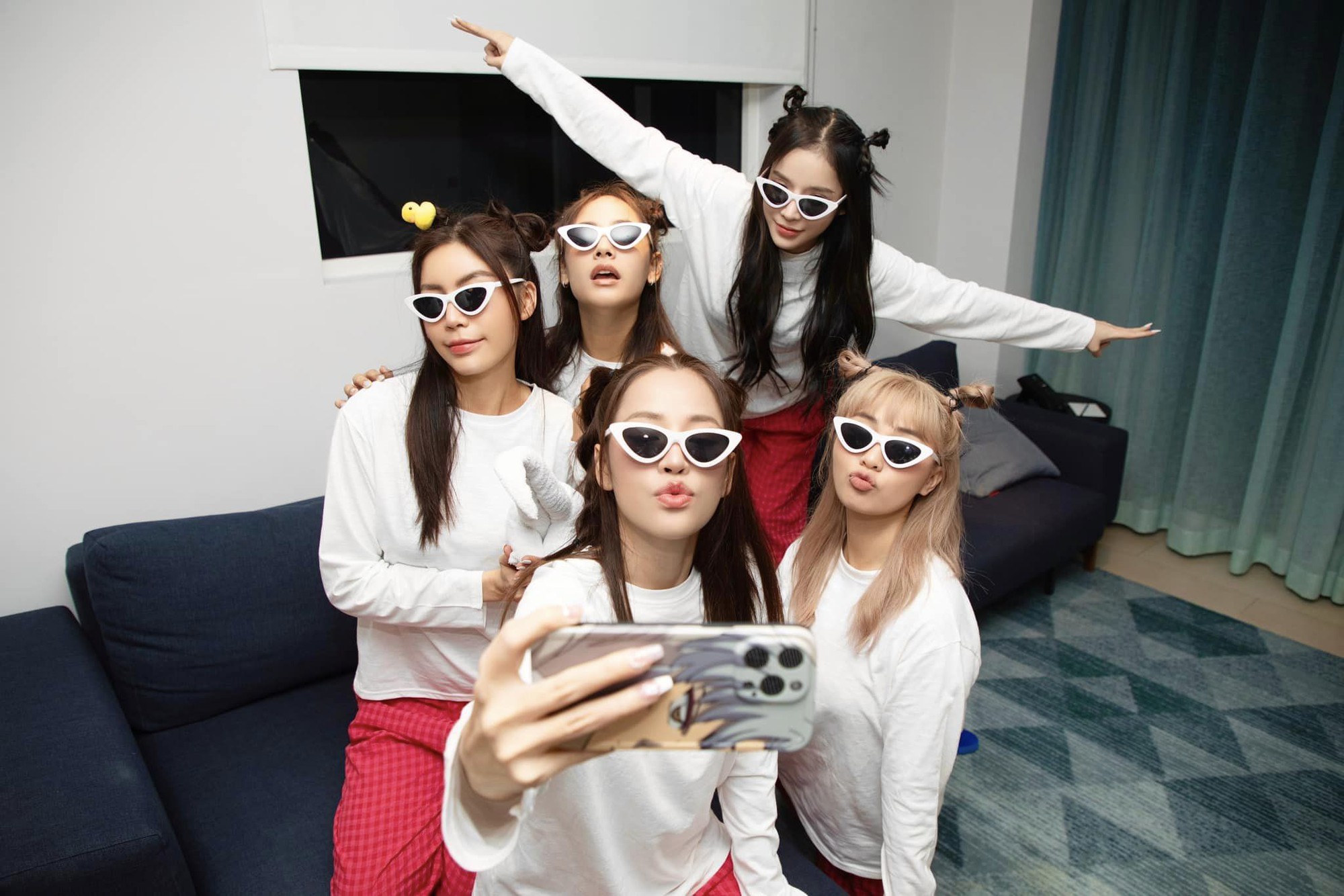 Showbiz Việt trẩy hội ăn cưới Puka - Gin Tuấn Kiệt - Ảnh 15.
