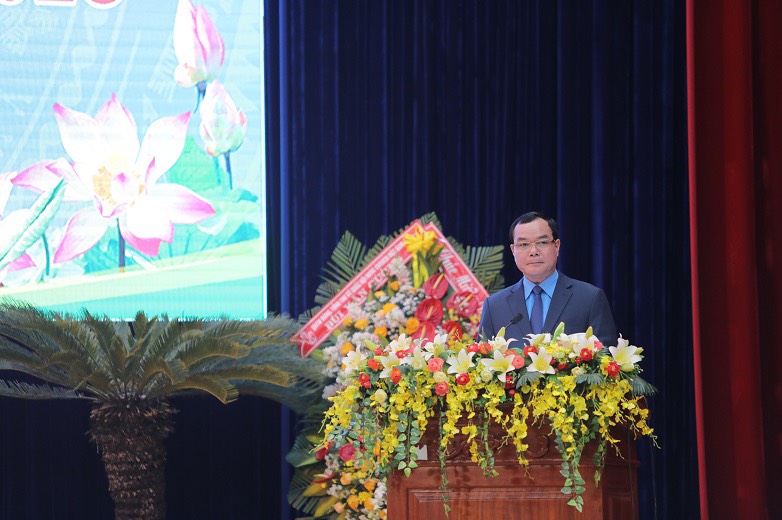 Ph&oacute; ch&aacute;nh Văn ph&ograve;ng Tỉnh ủy Đắk Lắk giữ chức Chủ tịch LĐLĐ tỉnh - Ảnh 3.