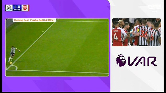 Man City đ&aacute;nh tennis với Bournemouth, Arsenal thua sốc v&igrave; VAR - Ảnh 6.
