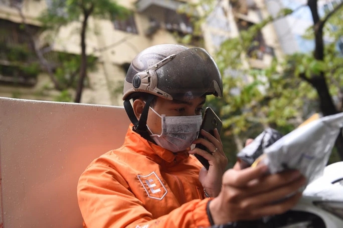 Xin làm giao hàng cũng phải nộp Phiếu lý lịch tư pháp, cách nào chấn chỉnh?