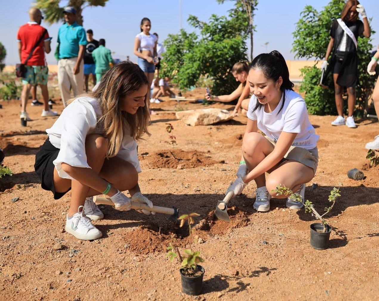 Nữ sinh 14 tuổi đại diện của Việt Nam đăng quang &Aacute; hậu Miss Eco Teen tại Ai Cập - Ảnh 4.