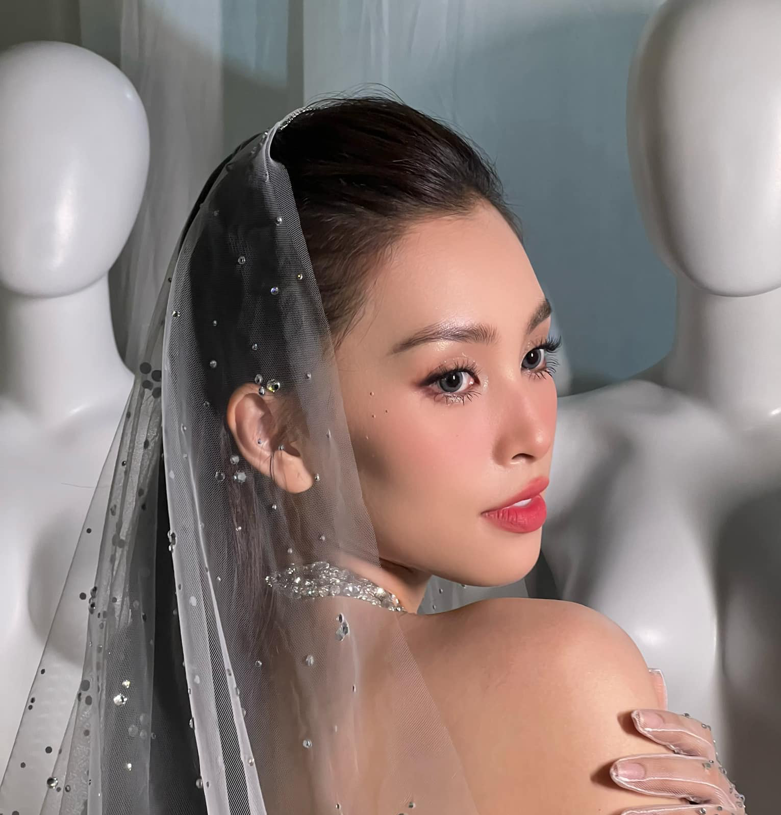 Hoa hậu Tiểu Vy lên tiếng sau màn trình diễn gây tranh cãi