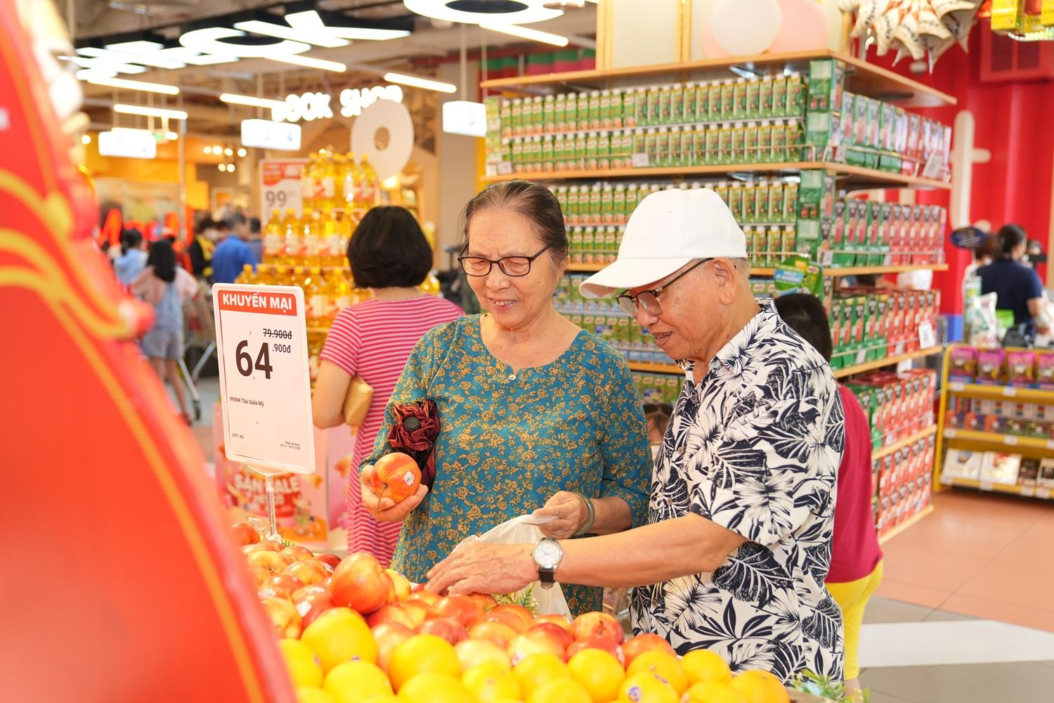 WinCommerce kỷ niệm hành trình 9 năm phụng sự người tiêu dùng bằng nhiều hoạt động sôi nổi - Ảnh 4.