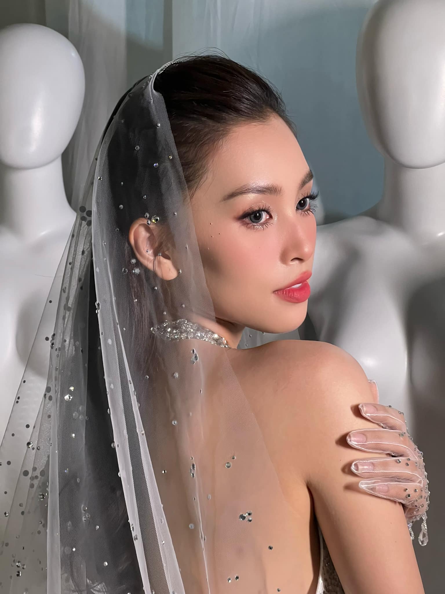 Hoa hậu Tiểu Vy l&ecirc;n tiếng sau m&agrave;n tr&igrave;nh diễn g&acirc;y tranh c&atilde;i - Ảnh 1.