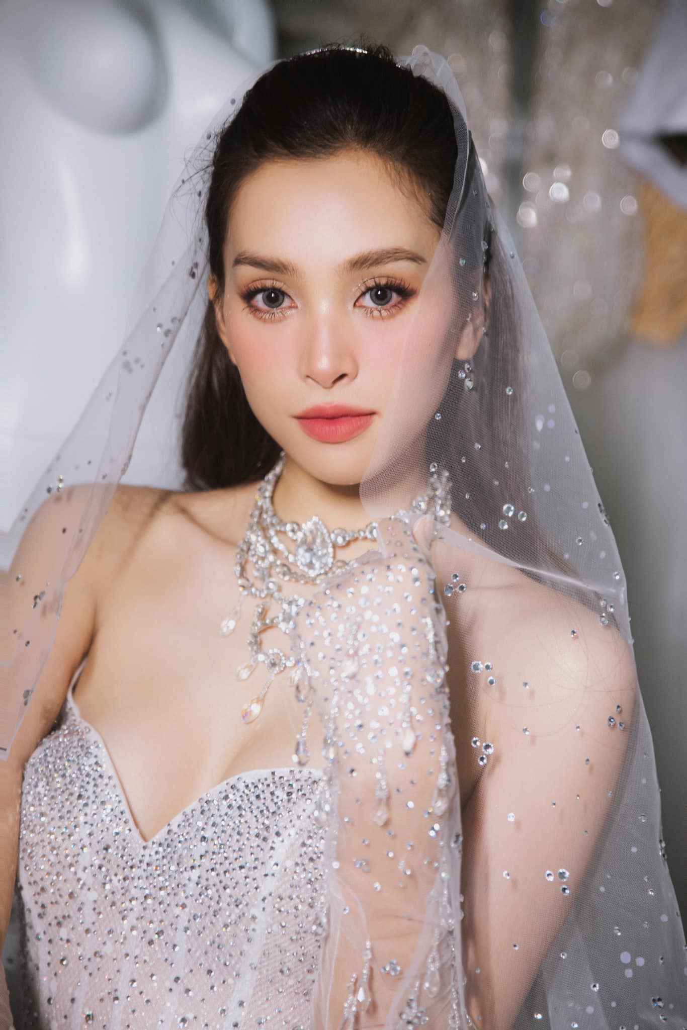Hoa hậu Tiểu Vy l&ecirc;n tiếng sau m&agrave;n tr&igrave;nh diễn g&acirc;y tranh c&atilde;i - Ảnh 4.
