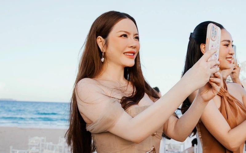 Nghi vấn Lý Nhã Kỳ thoát ế