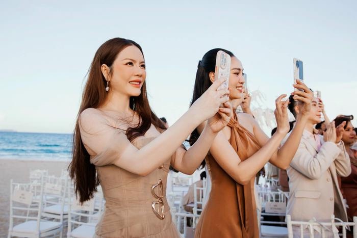 Nghi vấn Lý Nhã Kỳ thoát ế - Ảnh 1.
