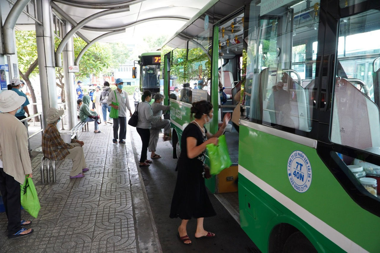 Xe buýt TP HCM: Khó khăn vây bủa (*): Tìm lại thời hoàng kim