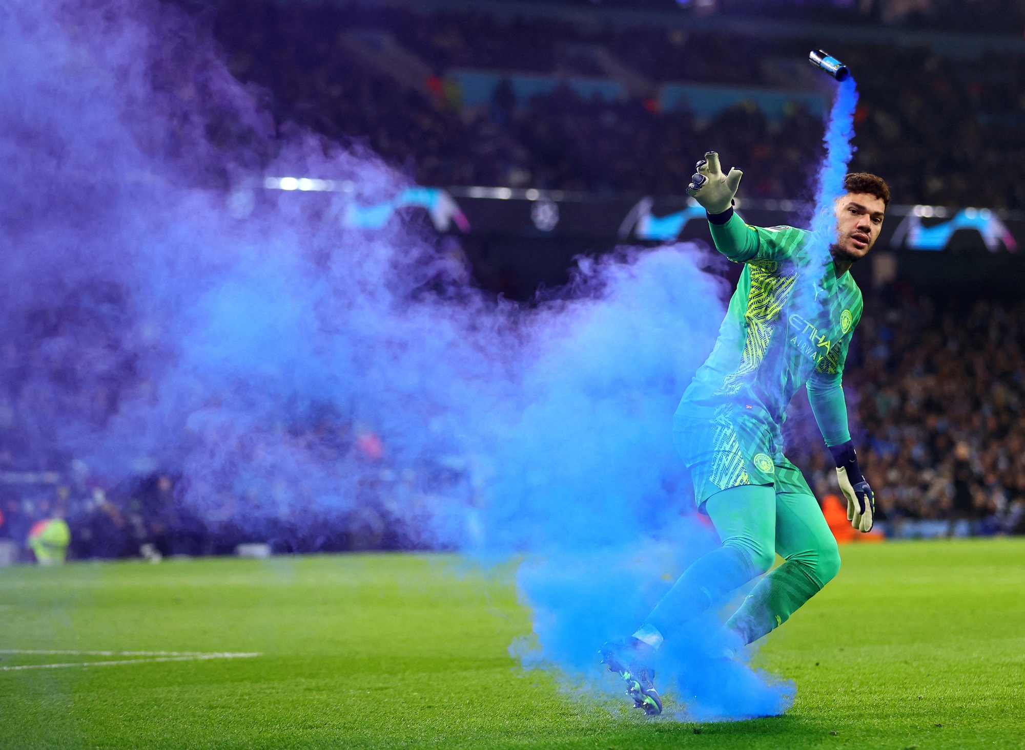 Man City gi&agrave;nh v&eacute; sớm, Barcelona thua sốc Shakhtar Donetsk - Ảnh 5.