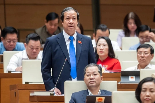 Bộ trưởng Bộ GD-ĐT: "Bạo lực học đường" có nguyên nhân từ bố mẹ ly hôn