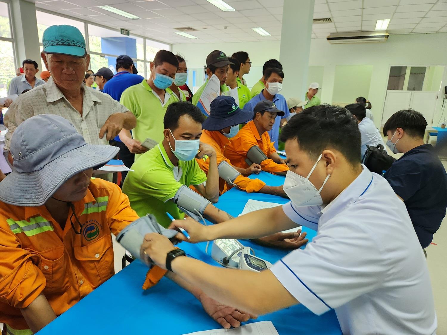 VWS chăm lo sức khỏe cho người lao động - Ảnh 2.