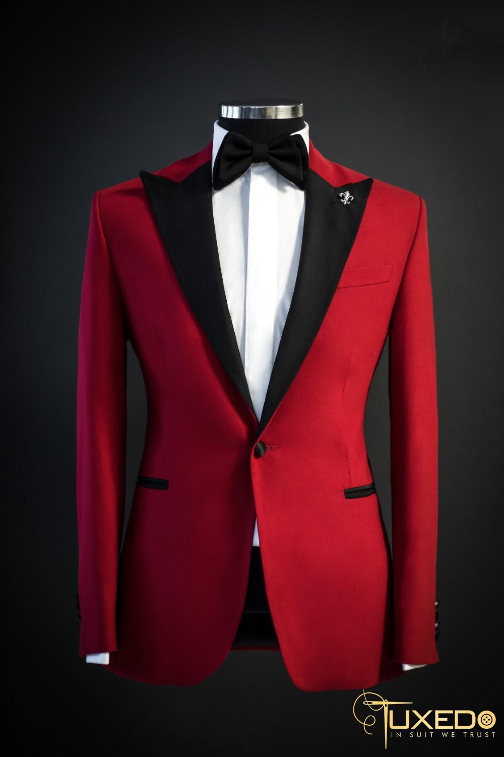 TUXEDO - Đồng hành cùng chú rể và sui gia trong bộ suit cao cấp