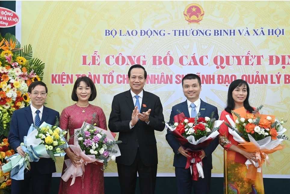 Ông Phạm Tuấn Anh làm Tổng Biên tập Báo Dân trí sau kiện toàn, tổ chức lại