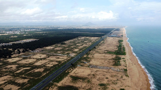 Nhiều cơ hội đầu tư vào Khu Kinh tế Nam Phú Yên - Ảnh 1.