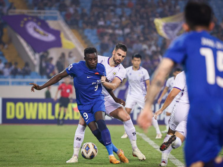 Tuấn Hải lập c&uacute; đ&uacute;p, H&agrave; Nội FC thắng ngược nh&agrave; v&ocirc; địch Trung Quốc - Ảnh 6.