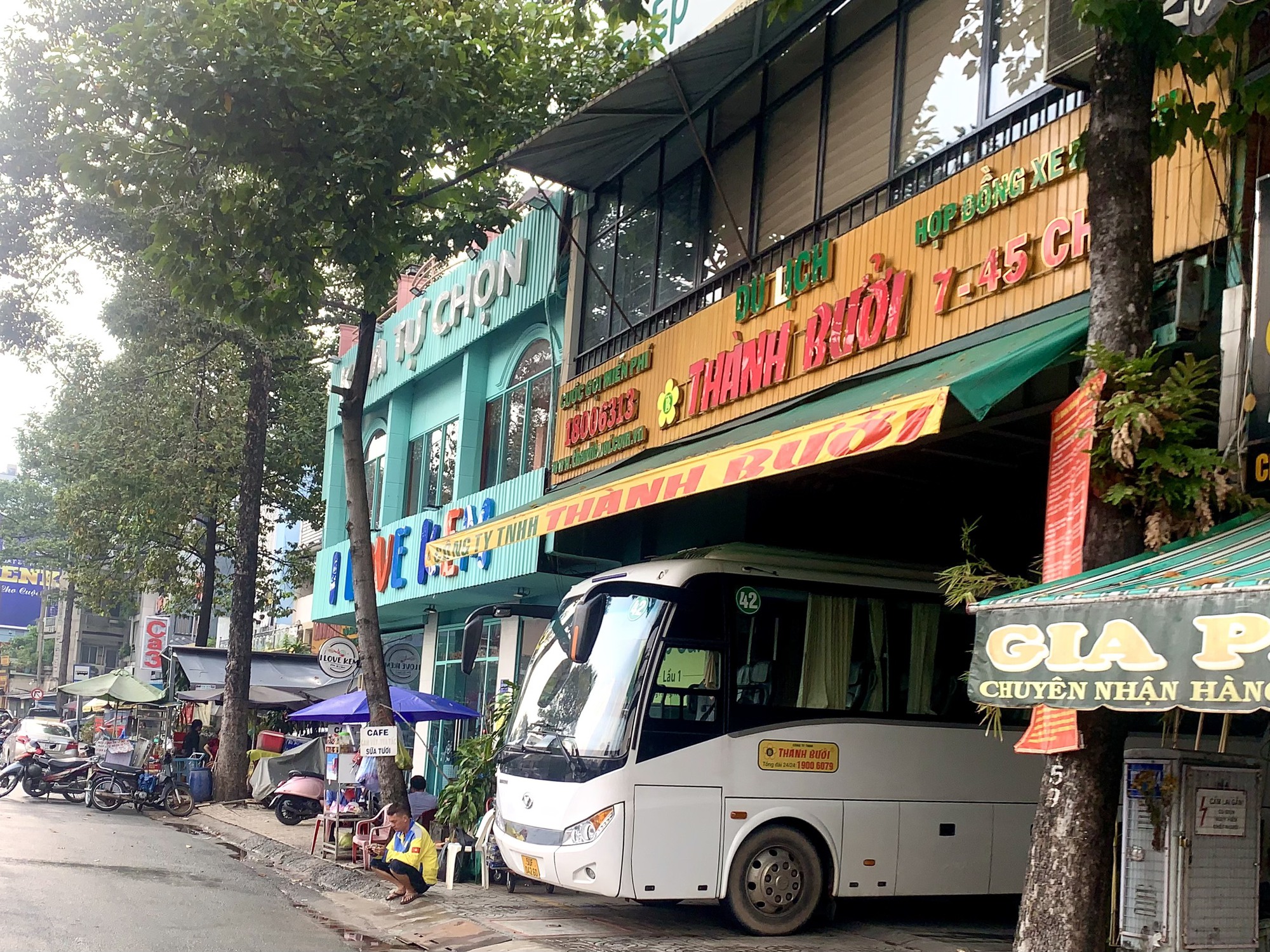 Thu hồi phù hiệu 201 phương tiện của nhà xe Thành Bưởi