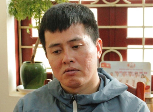 Đang hoãn án tù, vẫn cầm đầu đường dây "tín dụng đen"