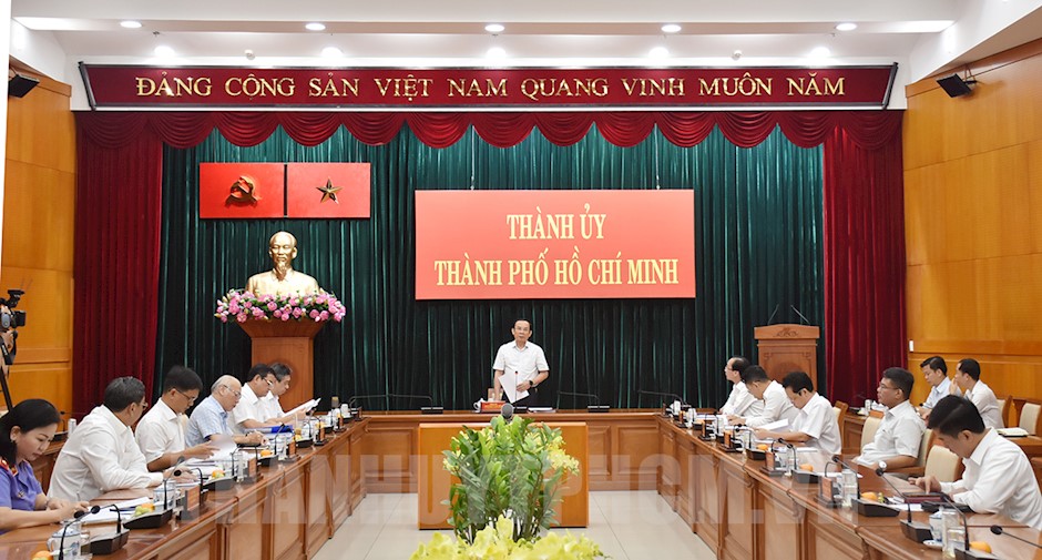 B&iacute; thư Nguyễn Văn N&ecirc;n đề nghị c&aacute;c b&aacute;o của TP HCM mở chuy&ecirc;n trang về chống tham nhũng - Ảnh 2.